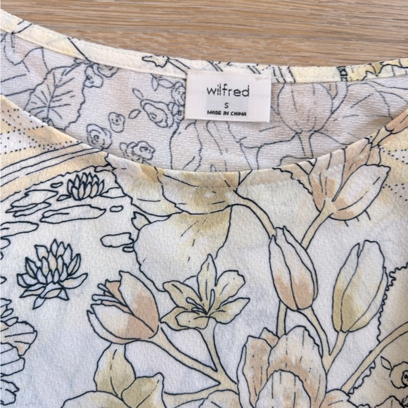 SOLD Aritzia Babaton Peplum Top - Picture 2 of 2